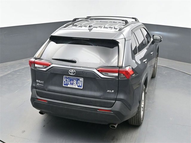 Used 2019 Toyota RAV4 XLE image 21