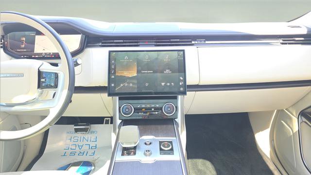 Used 2023 Land Rover Range Rover Long Wheelbase Autobiography image 13