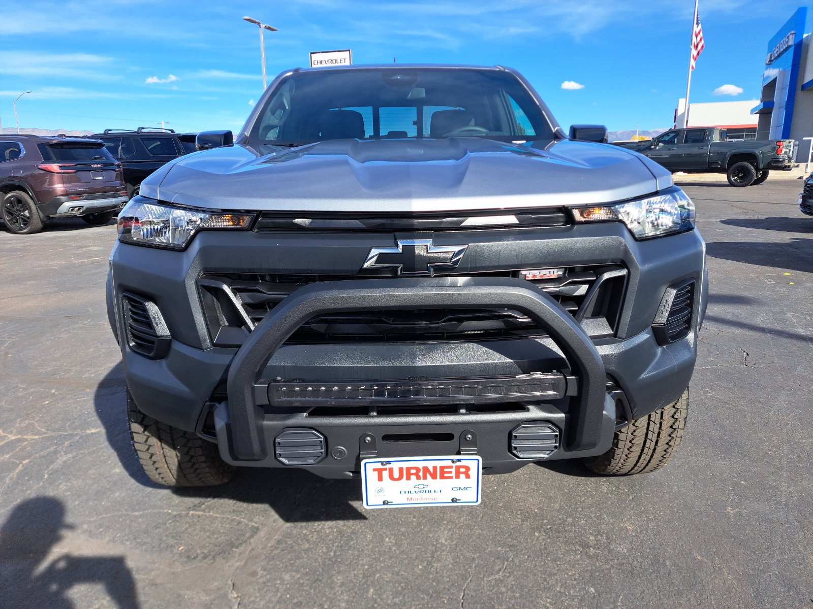 New 2026 Chevrolet Colorado Trail Boss w/ Off-Road Front Bumper Package AWD/4WD image 11
