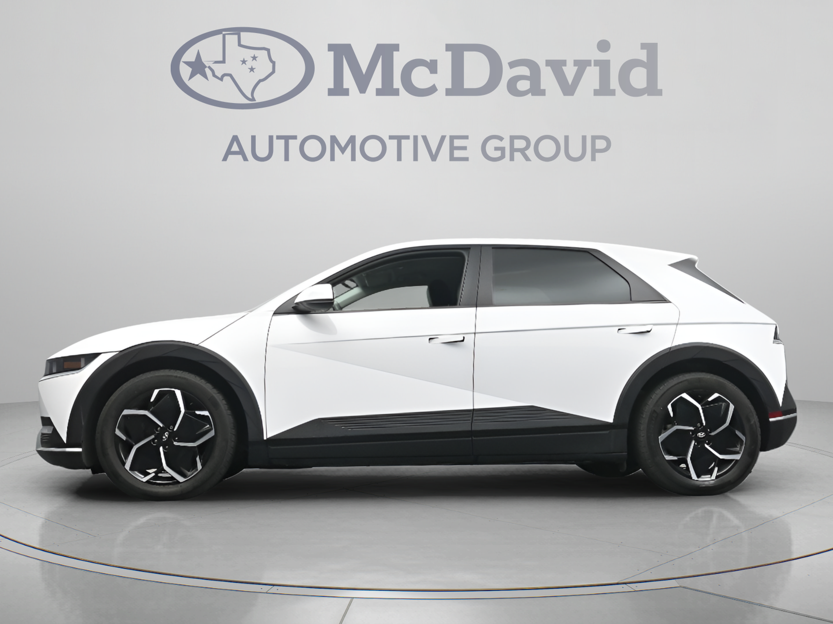 Used 2024 Hyundai Ioniq 5 SEL RWD image 27