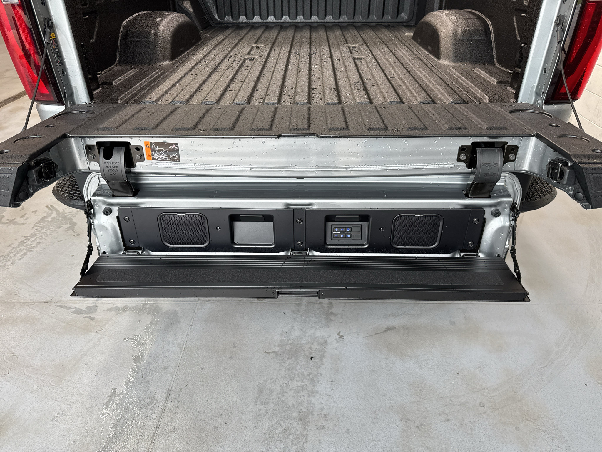 New 2026 GMC Sierra 2500 Denali Ultimate AWD/4WD image 25