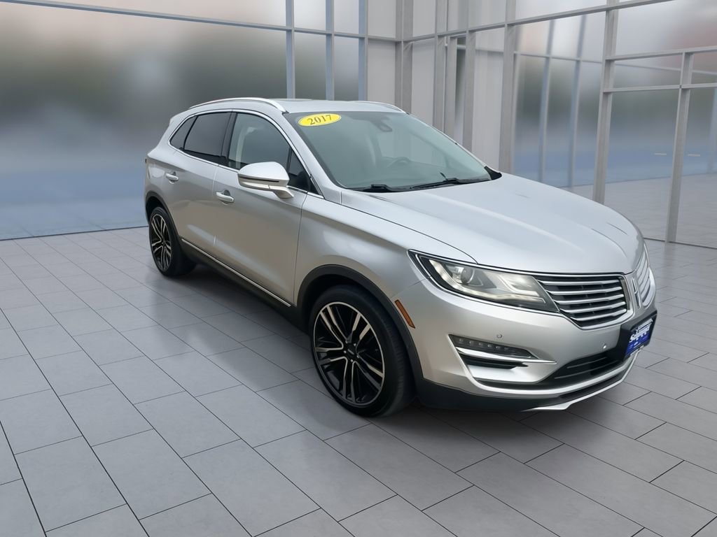 Used 2017 Lincoln MKC Reserve w/ Technology Package AWD/4WD image 2