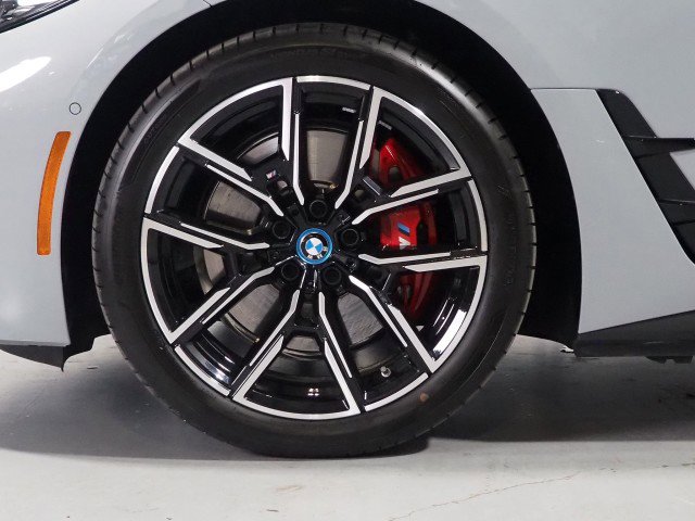 Used 2024 BMW i4 eDrive35 w/ M Sport Package RWD image 57