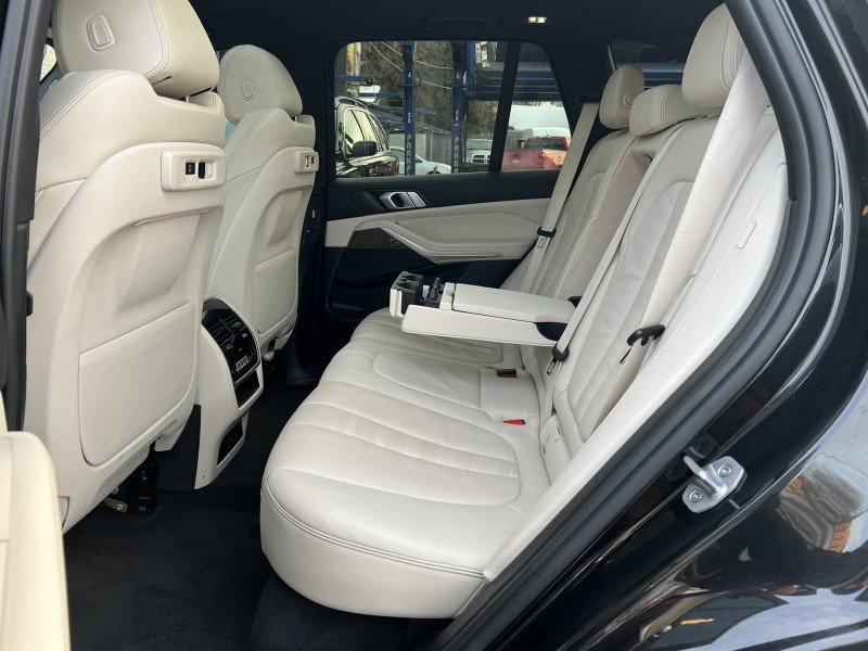 Used 2019 BMW X5 xDrive40i w/ Premium Package 2 image 37