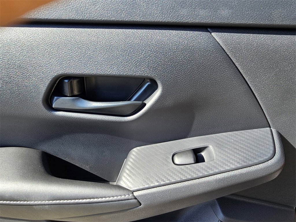 New 2025 Nissan Sentra SV w/ All-Weather Package image 7