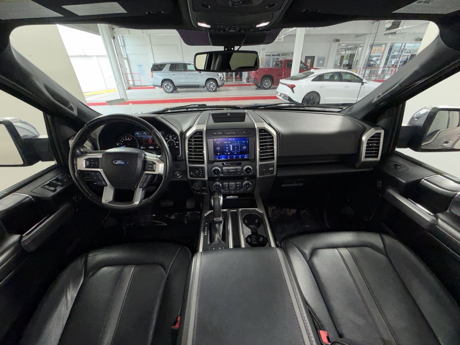 Used 2019 Ford F150 Platinum w/ Equipment Group 701A Luxury AWD/4WD image 23