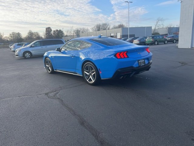 Used 2024 Ford Mustang GT Premium image 12