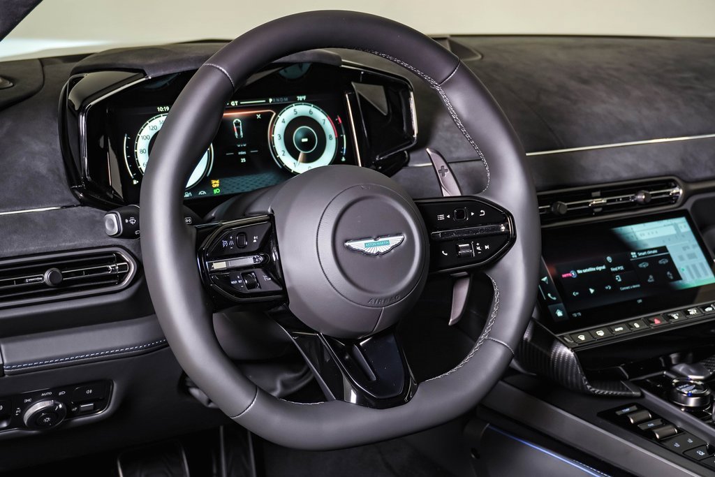 New 2025 Aston Martin Vanquish image 28