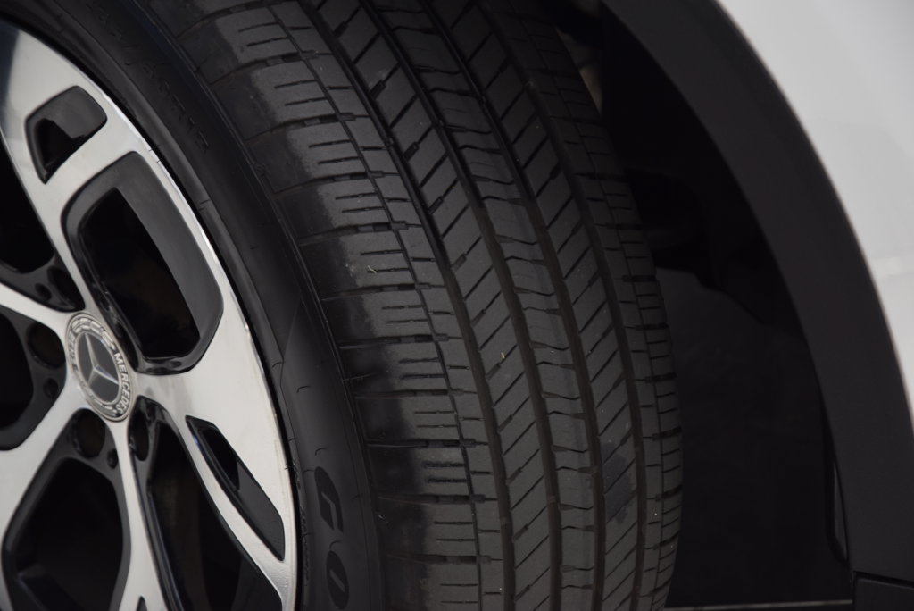Certified 2025 Mercedes-Benz GLC 350e 4MATIC image 28