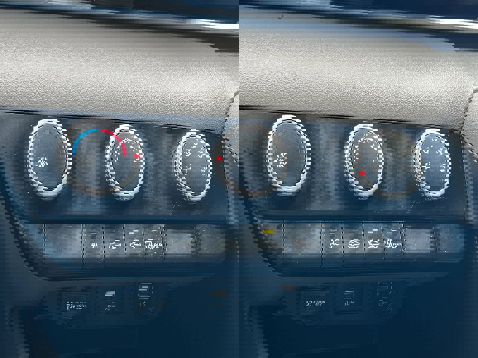 Used 2021 Hyundai Elantra SE image 20