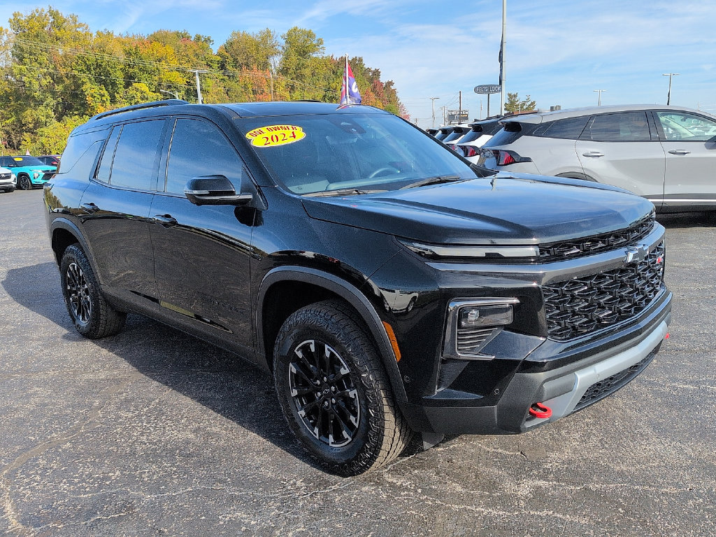 Used 2024 Chevrolet Traverse Z71 w/ Enhanced Driving Package