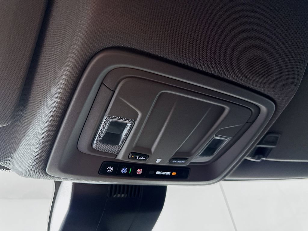 Used 2024 Chevrolet Silverado 1500 Custom image 30