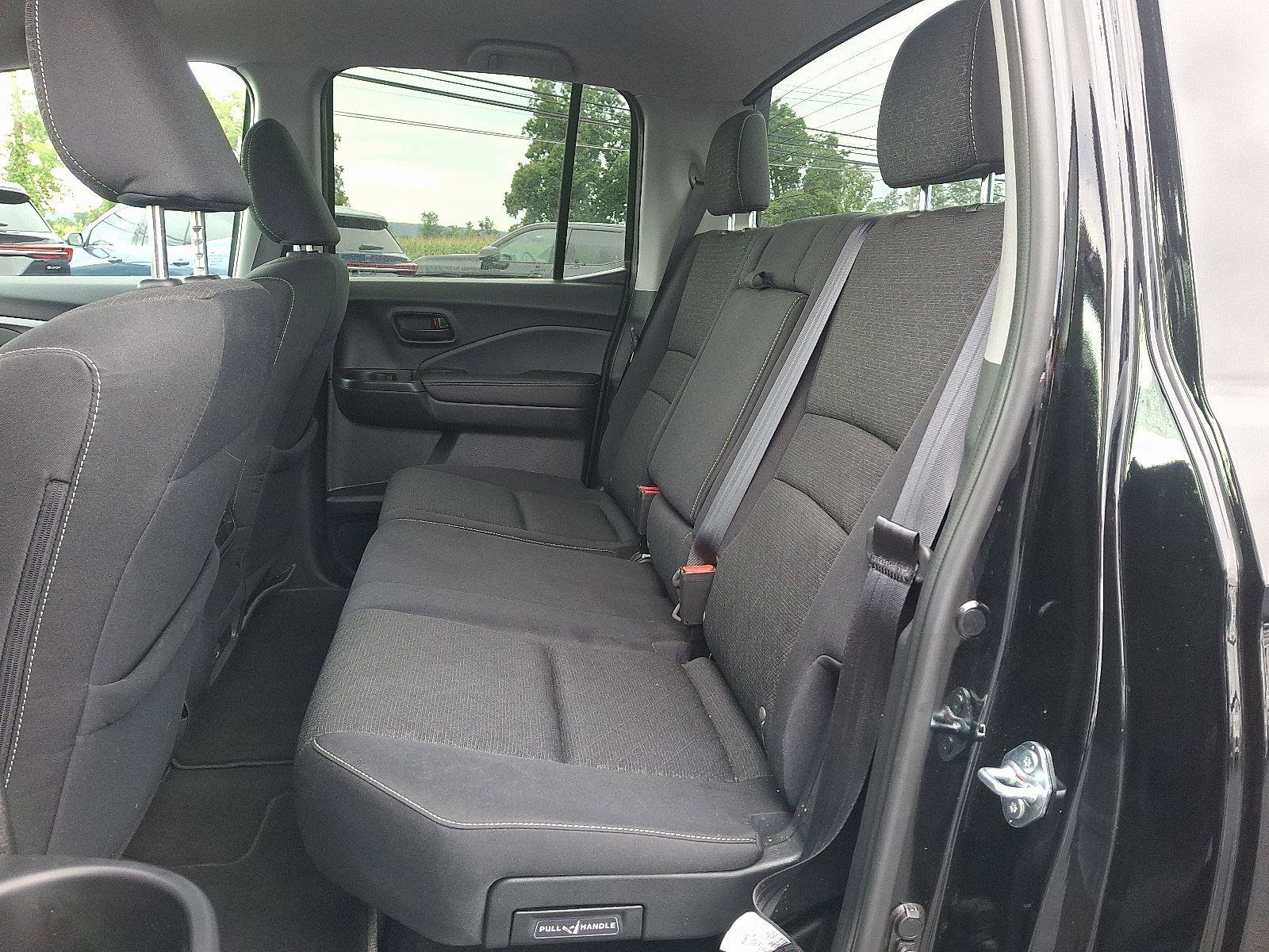 Used 2025 Honda Ridgeline Sport image 10