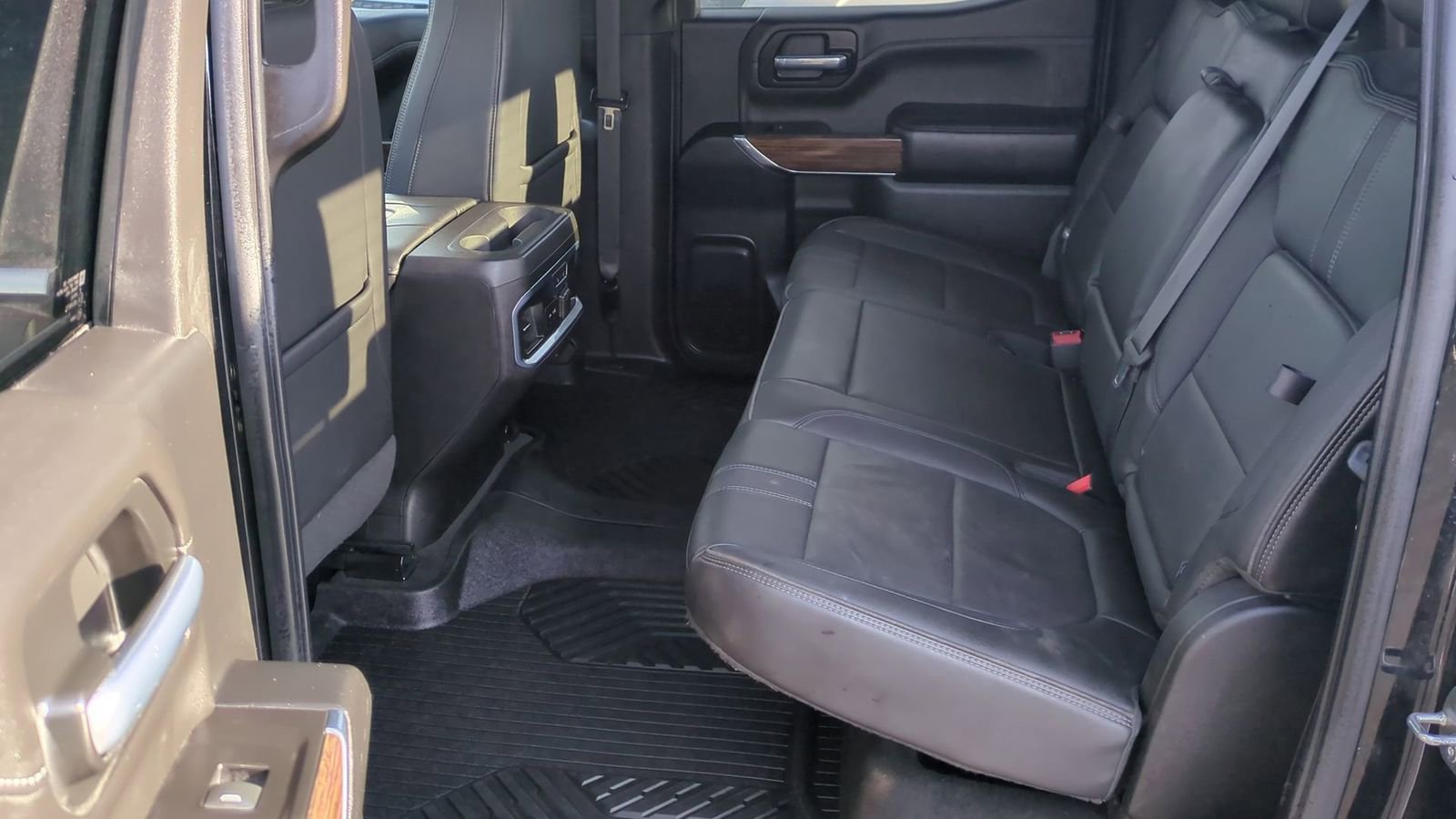 Used 2021 Chevrolet Silverado 1500 High Country w/ Technology Package image 22