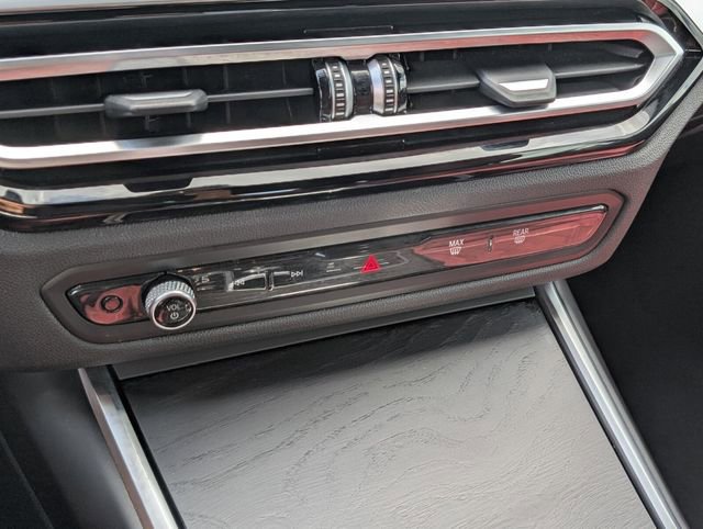 Used 2024 BMW 430i Convertible image 25