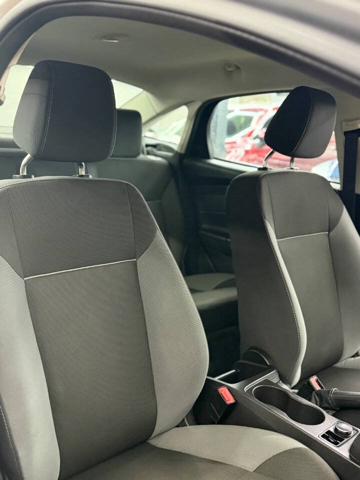 Used 2013 Ford Focus S FWD image 13