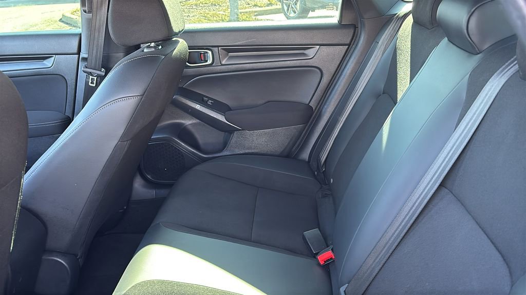 Used 2023 Honda Civic Sport image 30