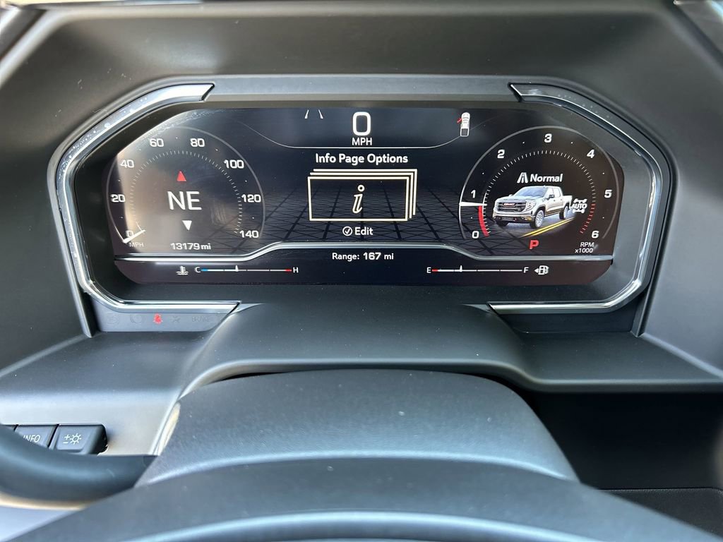 Used 2025 GMC Sierra 1500 AT4 w/ Technology Package AWD/4WD image 11