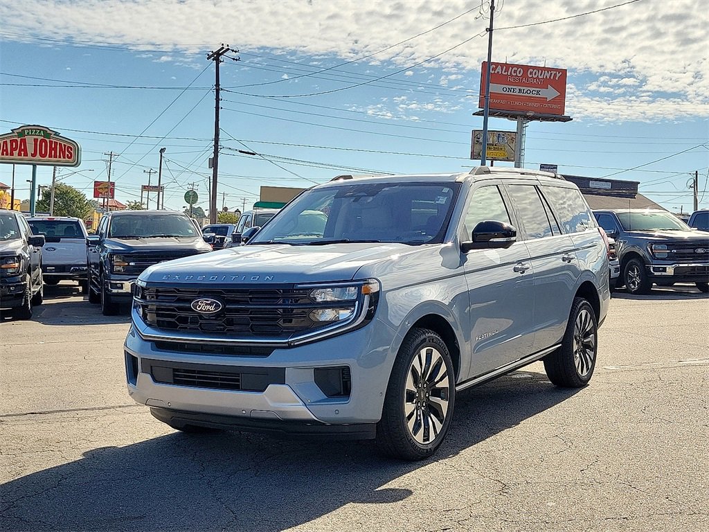 New 2025 Ford Expedition Platinum image 2