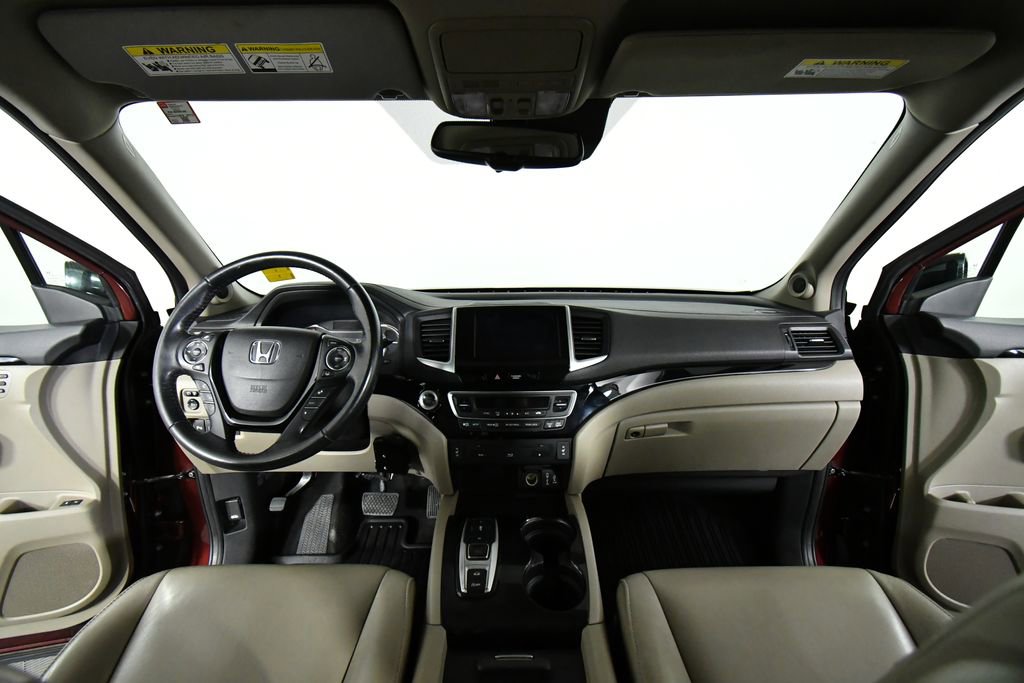 Used 2018 Honda Pilot Touring image 18
