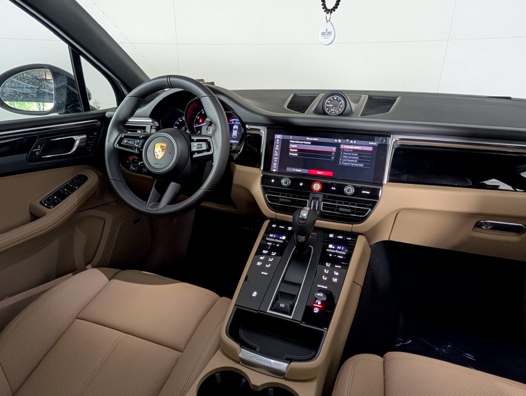 New 2026 Porsche Macan AWD/4WD image 22