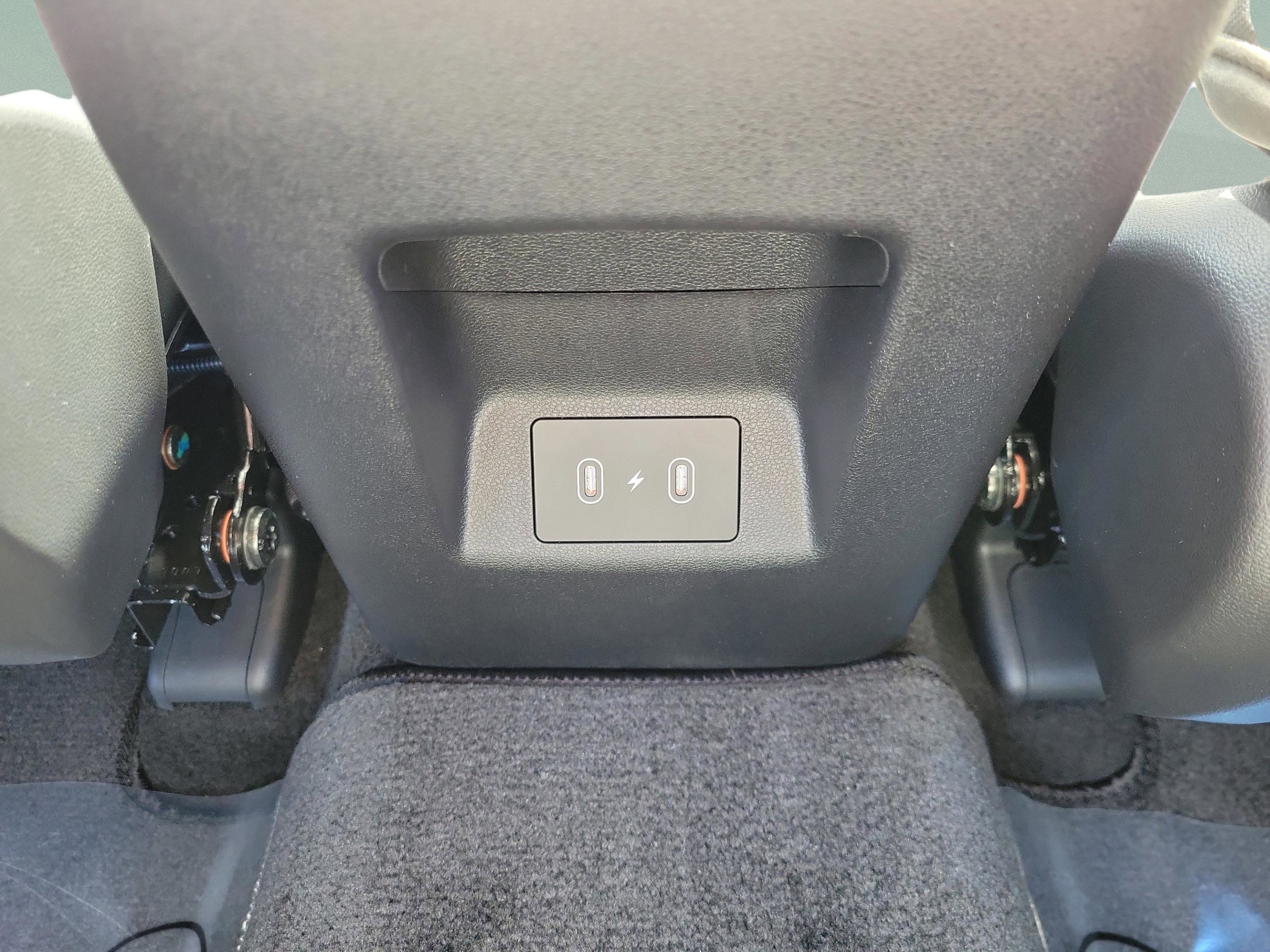 New 2026 Hyundai Tucson SE image 13