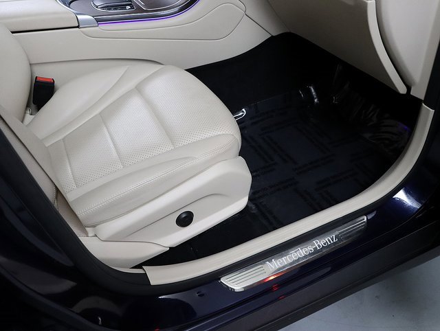 Certified 2022 Mercedes-Benz GLC 300 4MATIC image 36