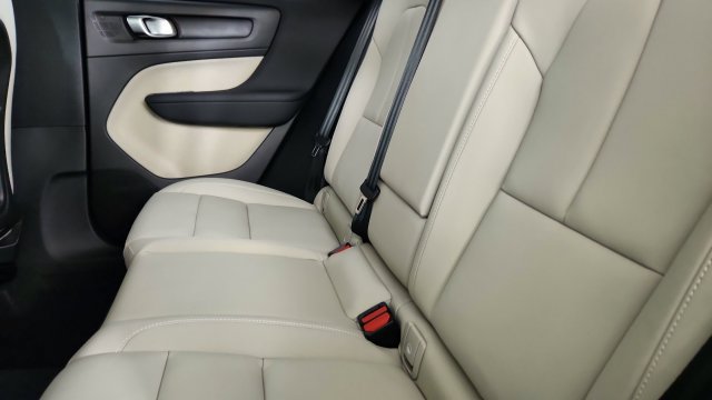 New 2026 Volvo XC40 B5 Plus w/ Climate Package AWD/4WD image 28