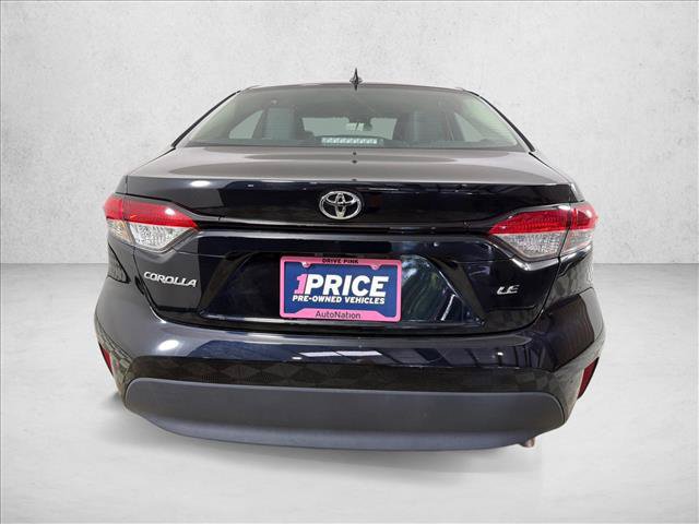Used 2025 Toyota Corolla LE FWD image 4