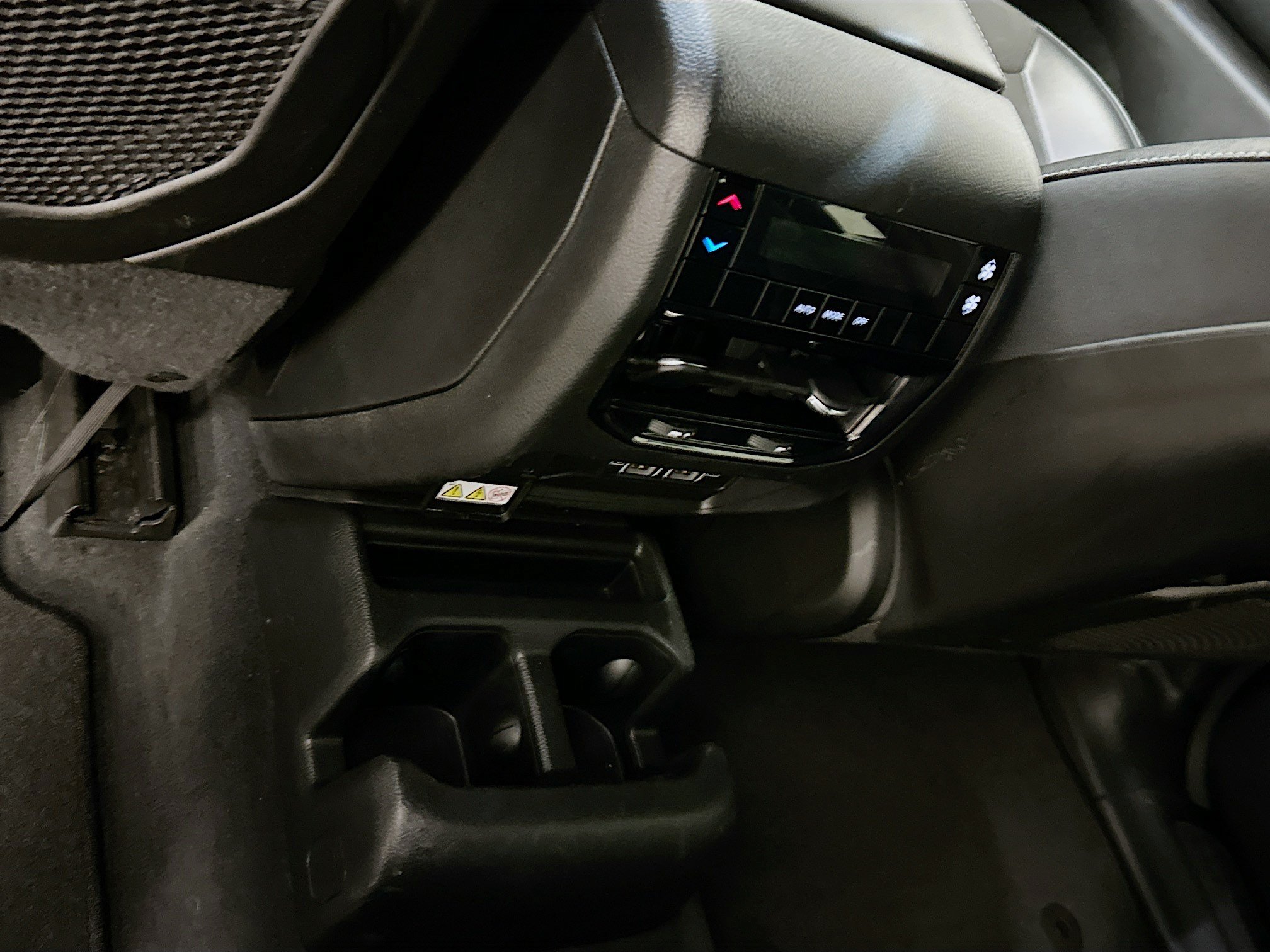 Used 2023 Jeep Grand Cherokee L Laredo AWD/4WD image 28