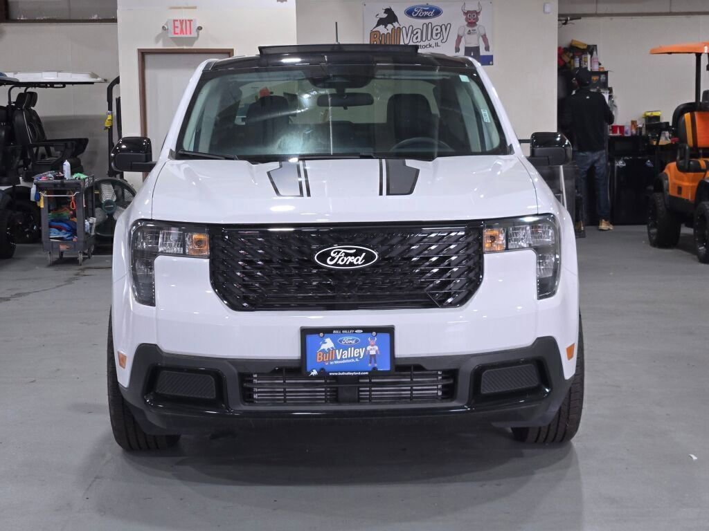 New 2025 Ford Maverick XLT w/ XLT Luxury Package image 4