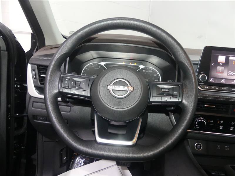 Used 2023 Nissan Rogue S FWD image 30