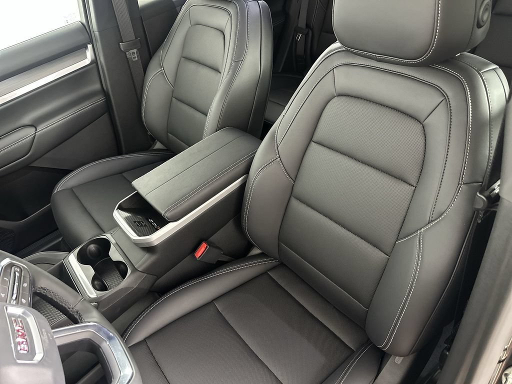 New 2027 GMC Terrain Elevation w/ Elevation Premium Package AWD/4WD image 21