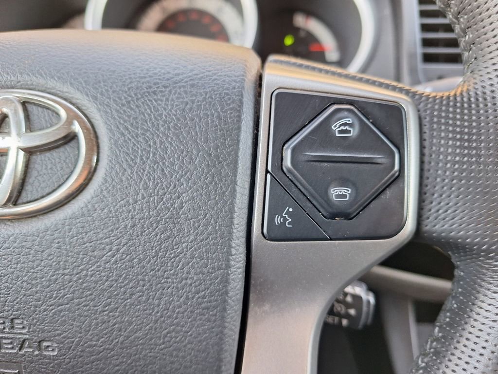 Used 2014 Toyota Tacoma PreRunner w/ Convenience Package image 12