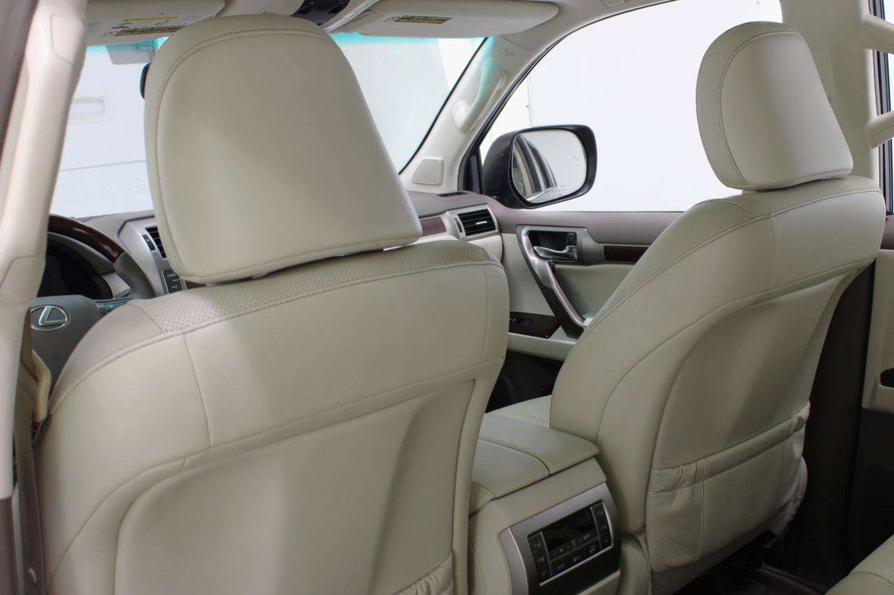 Used 2015 Lexus GX 460 w/ Premium Package AWD/4WD image 37
