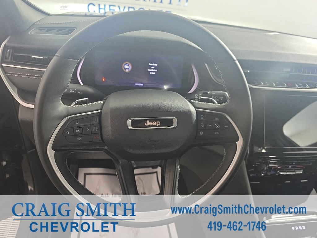Used 2023 Jeep Grand Cherokee Altitude AWD/4WD image 17