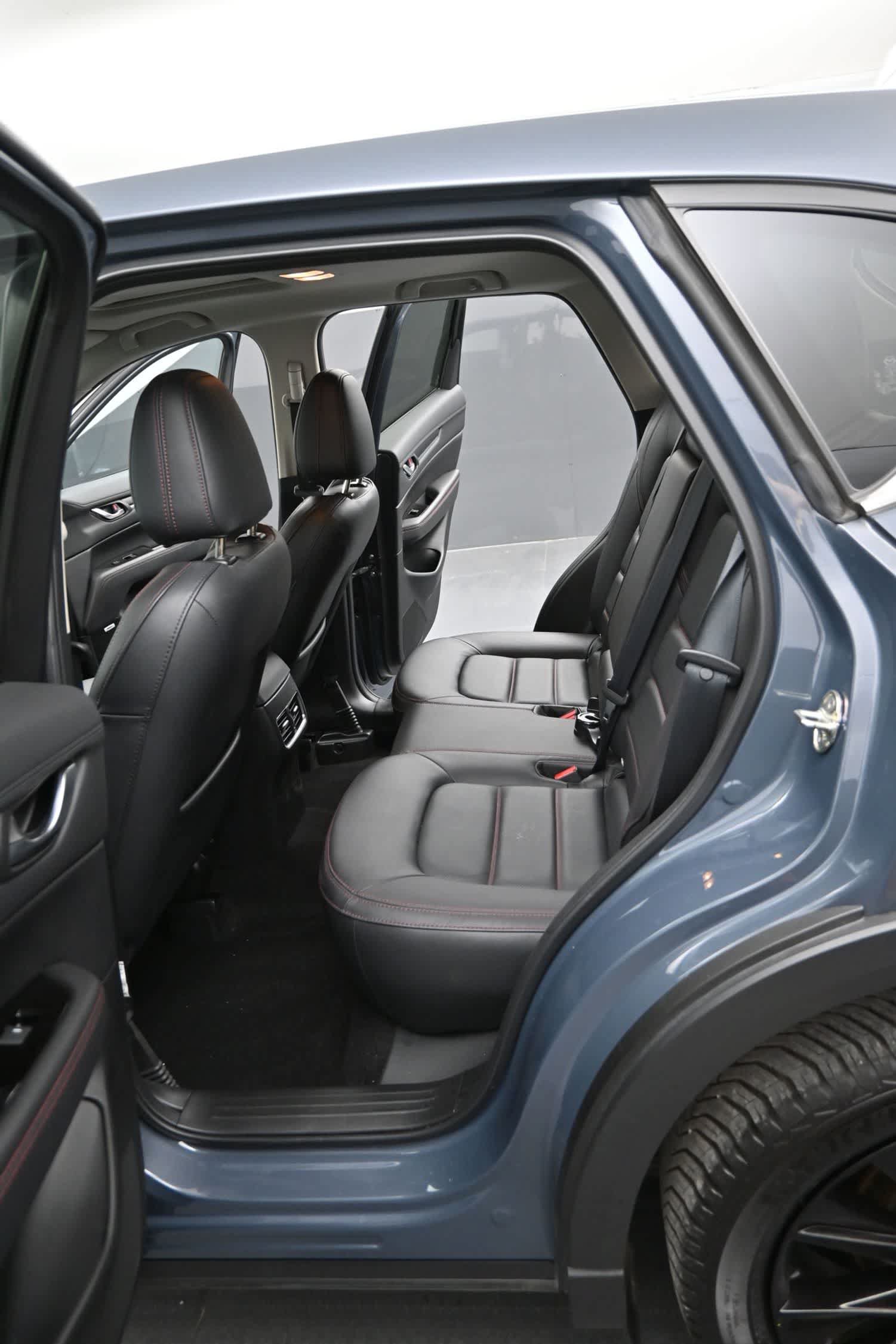 Used 2024 MAZDA CX-5 Carbon Edition AWD/4WD image 16