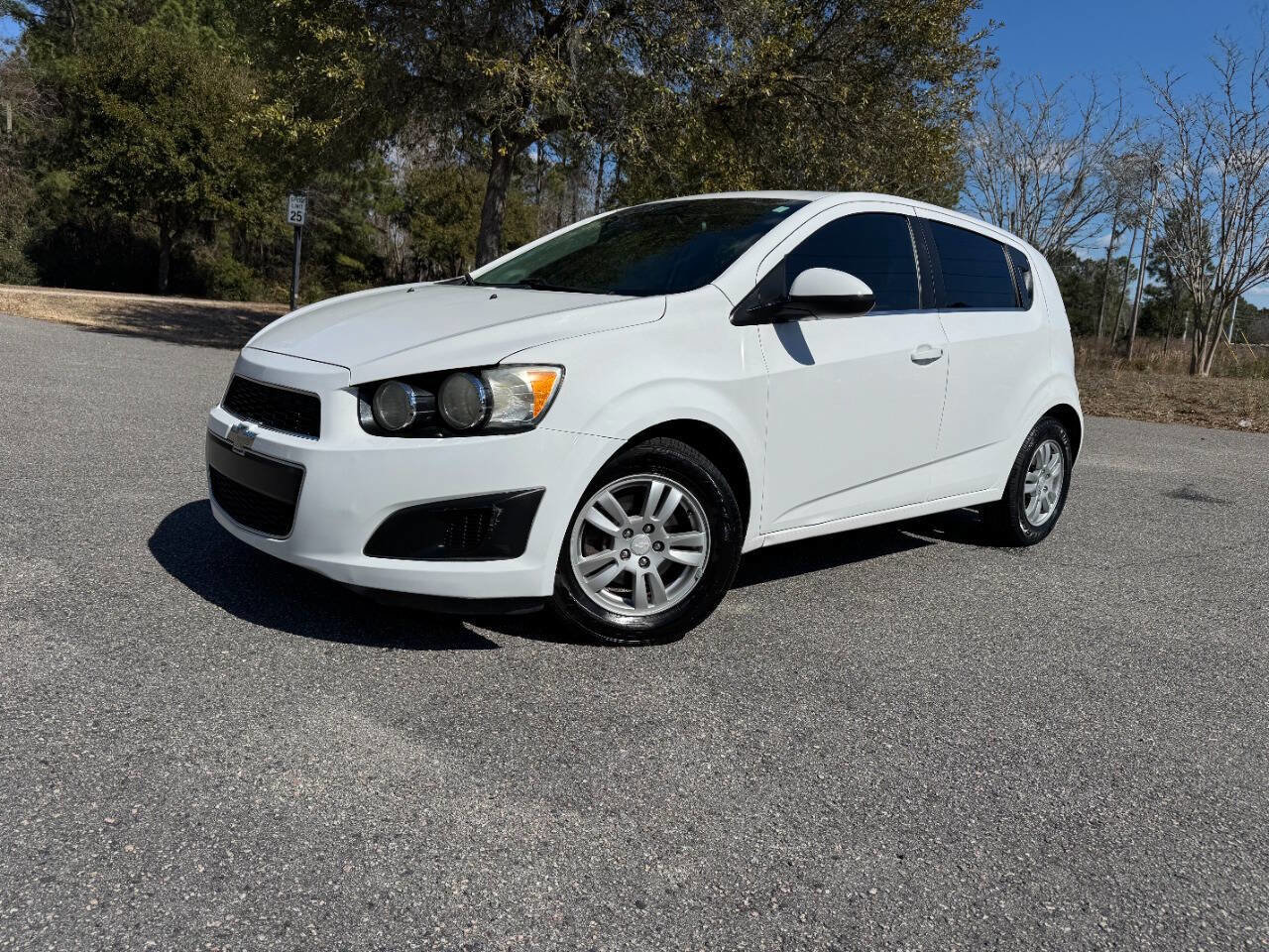 Used 2014 Chevrolet Sonic LT image 29