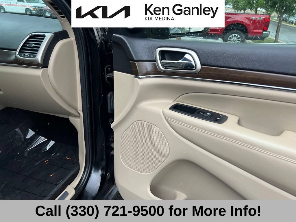 Used 2017 Jeep Grand Cherokee Limited AWD/4WD image 57