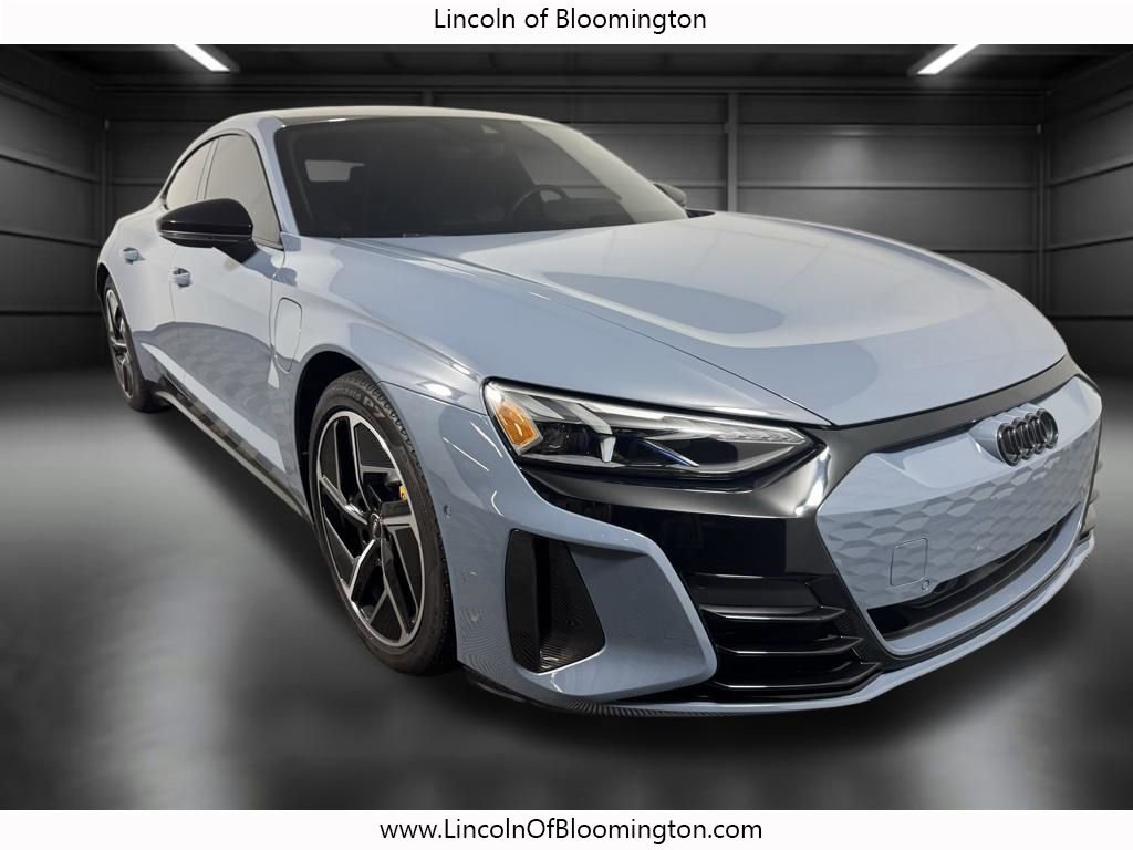 Used 2024 Audi RS e-tron GT w/ Carbon Performance Package AWD/4WD image 8