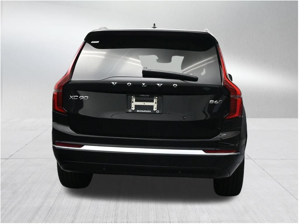 New 2026 Volvo XC90 B6 Plus w/ Protection Package AWD/4WD image 4
