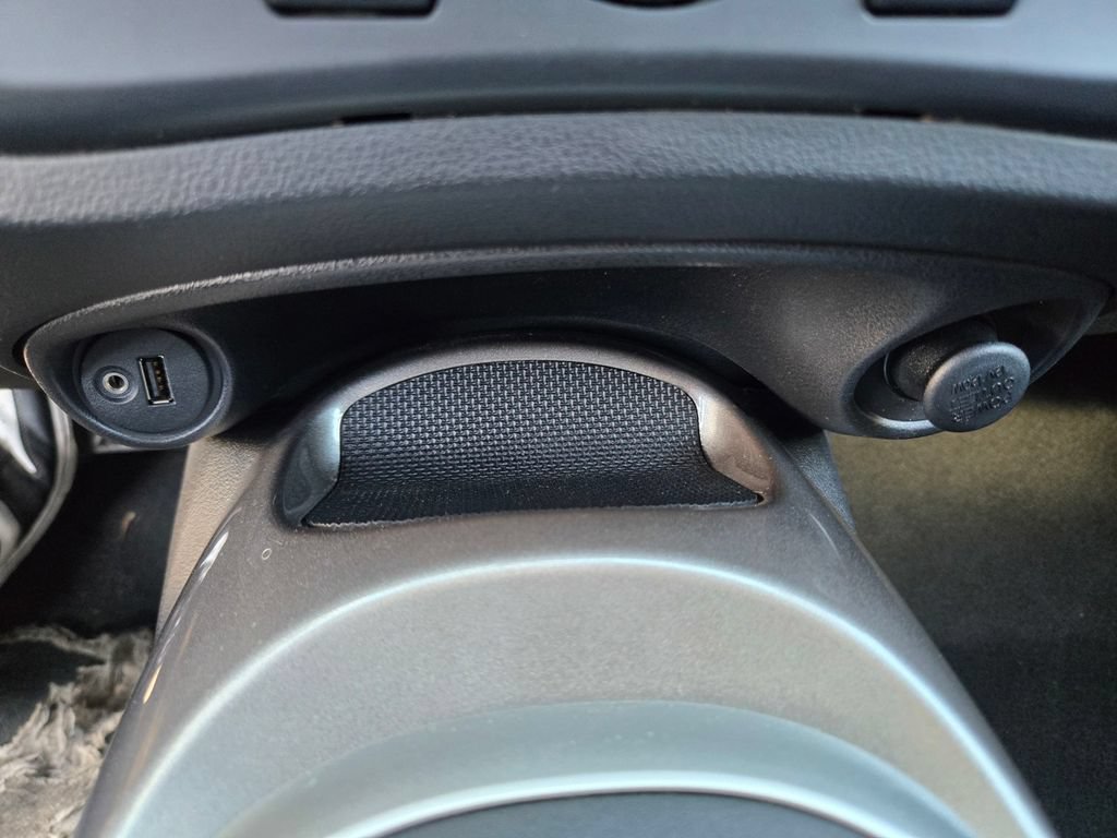 Used 2016 Nissan Juke S FWD image 17