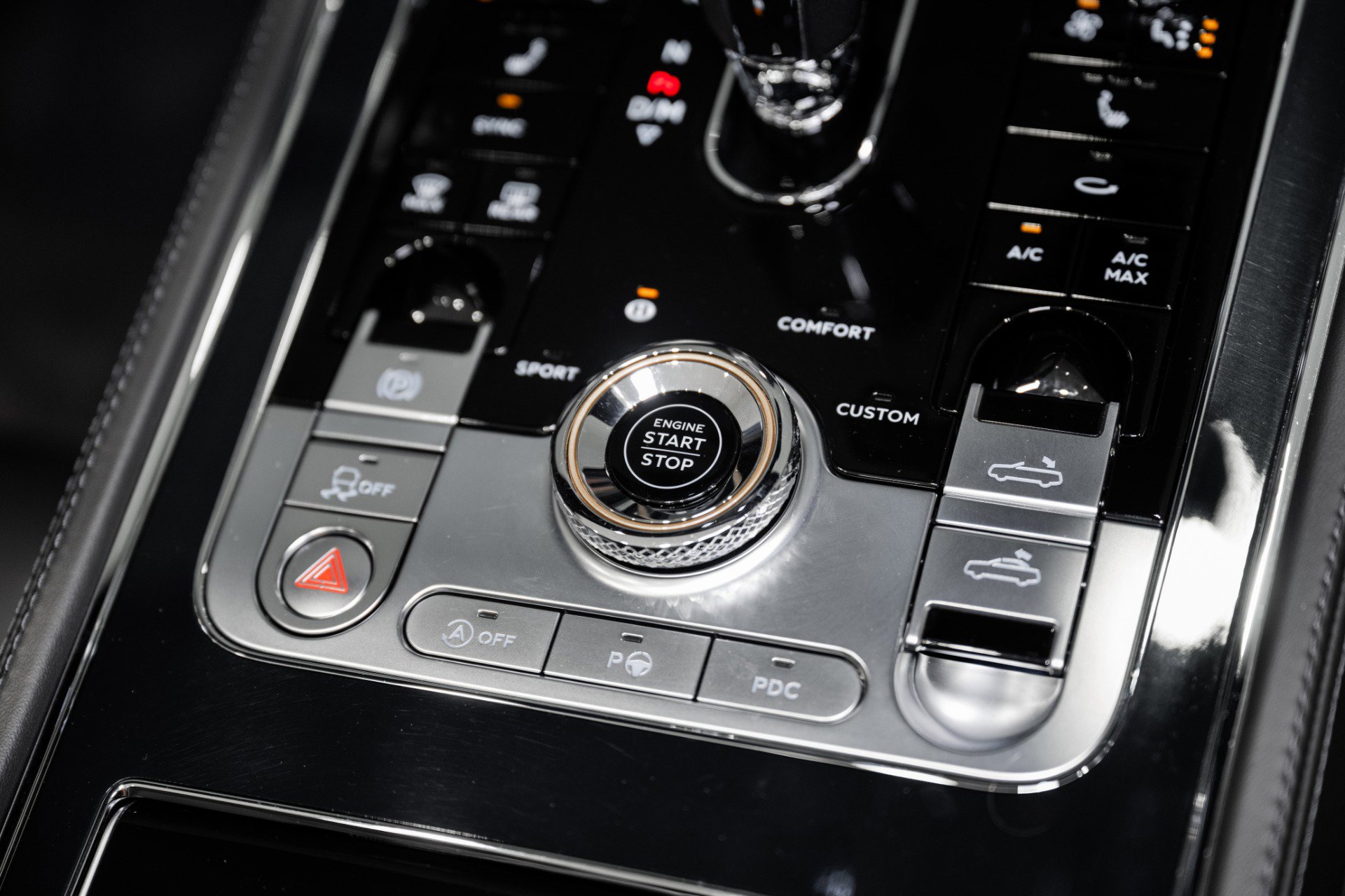 Certified 2022 Bentley Continental GT V8 AWD/4WD image 40