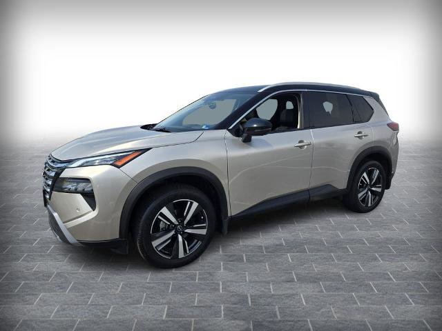 Certified 2025 Nissan Rogue SL w/ SL Premium Package image 2