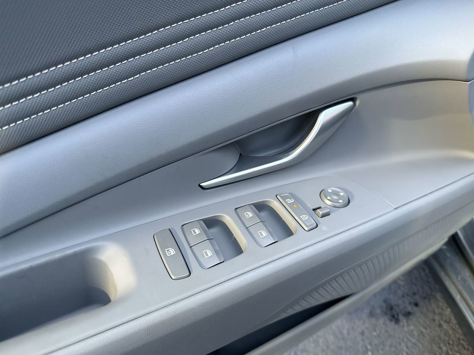 New 2026 Hyundai Elantra SEL Sport image 14