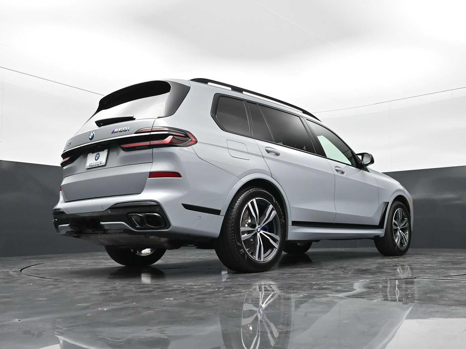 Used 2026 BMW X7 M60i AWD/4WD image 28