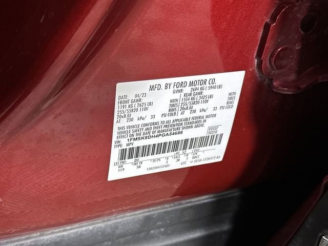 Used 2023 Ford Explorer XLT w/ Equipment Group 202A AWD/4WD image 35