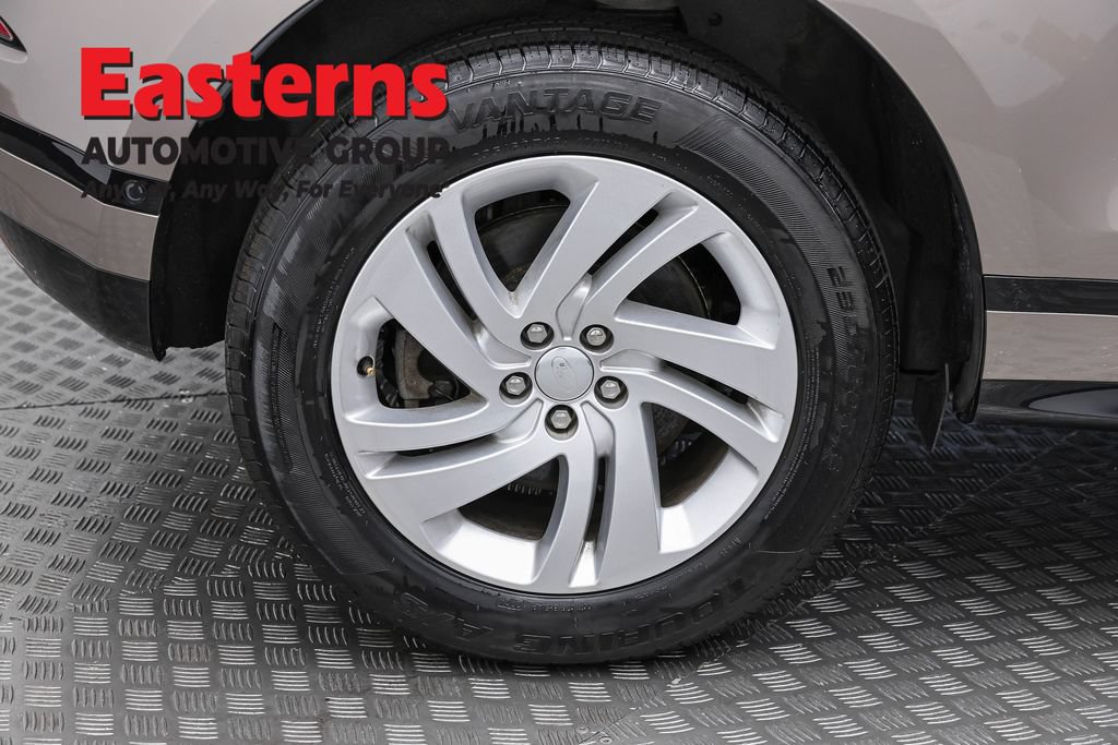 Used 2021 Land Rover Range Rover Evoque R-Dynamic S AWD/4WD image 28