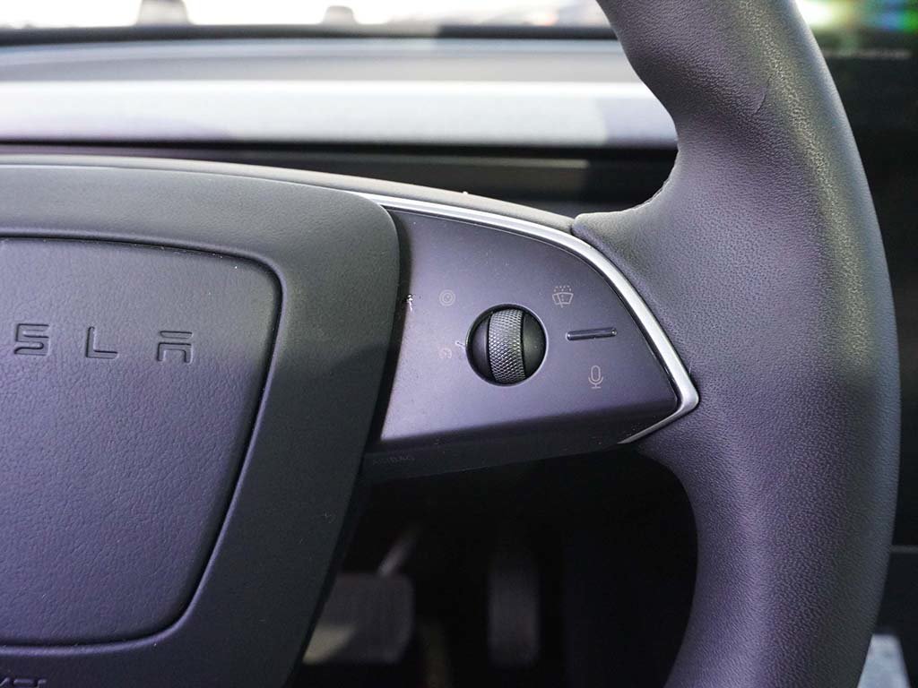 Used 2025 Tesla Model 3 Long Range RWD image 40