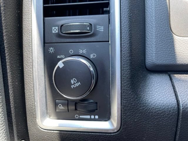 Used 2016 RAM 3500 Big Horn AWD/4WD image 20